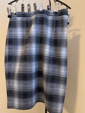 Halogen Black and White Plaid Pencil Skirt